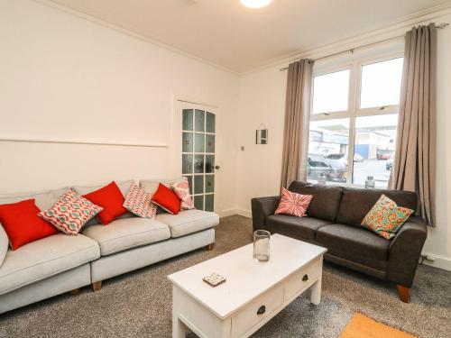 Зручності, Annielea is a cosy 3 bed Cottage in Helensburgh in Хеленсбург