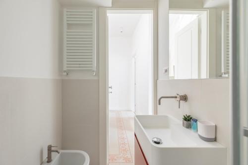 iFlat Lovely apartment with view on Pope window, Roma (foto 10)