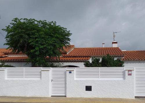  Nice and relax Mediterranean villa with free wifi in Miami Platja