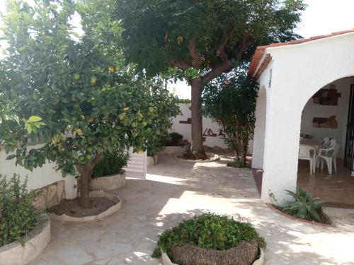  Nice and relax Mediterranean villa with free wifi in Miami Platja