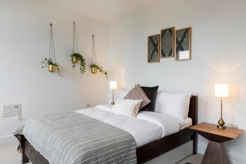 Picture of Designer Penthouse Notting Hill With Terrace Sleeps Five