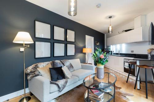 Picture of Designer Penthouse Notting Hill With Terrace Sleeps Five