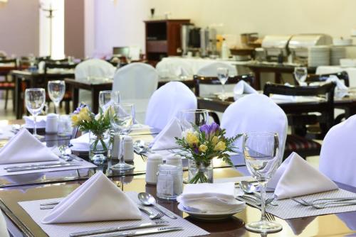 Banquet hall, Argenta Tower Hotel & Suites in Buenos Aires