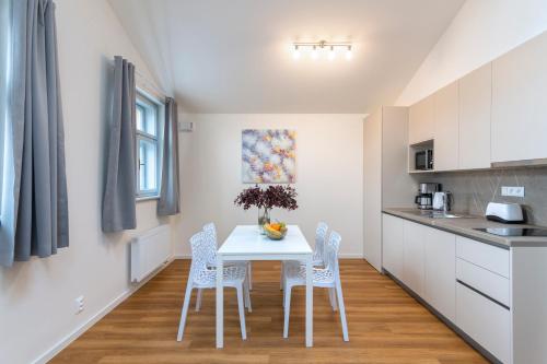 Hidden Art Boutique Residence by Dwellfort