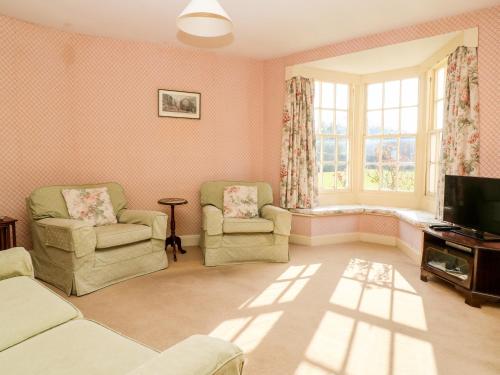 Carr Cottage - image 12