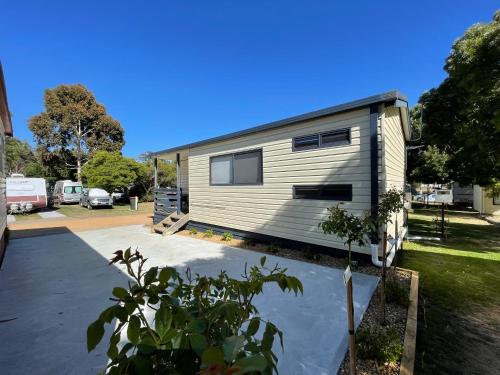 Acacia Caravan Park & Holiday Units