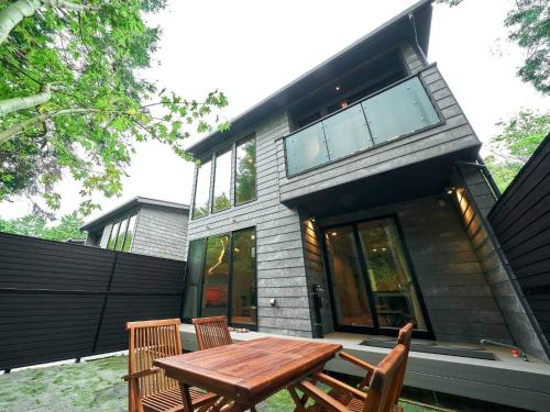 Rakuten STAY VILLA Hakone Sengokuhara North Wing 101 or 103 BBQ terrace Capacity of 10 persons