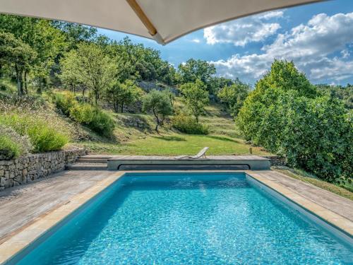 Superb villa with private pool - Accommodation - Banne