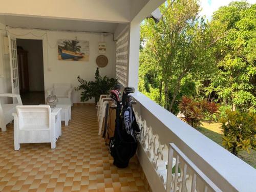 บริการและสิ่งอำนวยความสะดวก, Grande villa climatisée,jardin, ideale famille, groupe amis, proche port de peche,littoral (Grande villa climatisee,jardin, ideale famille, groupe amis, proche port de peche,littoral) in เลอ ยามัน