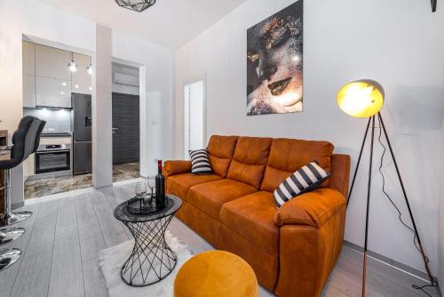 Apartment 16 steps 4
