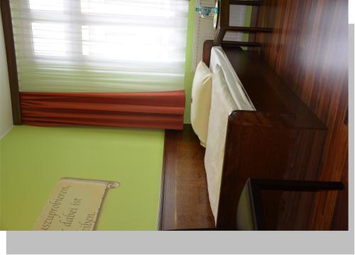 Hotel am Wilhelmsplatz - image 9
