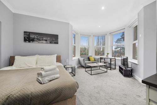 BridgeCity Luxurious Holiday Apartment Maidstone - f1