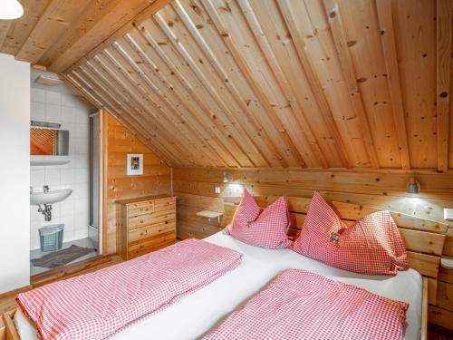 Chalet Steiners Blockhütte - STS220 by Interhome