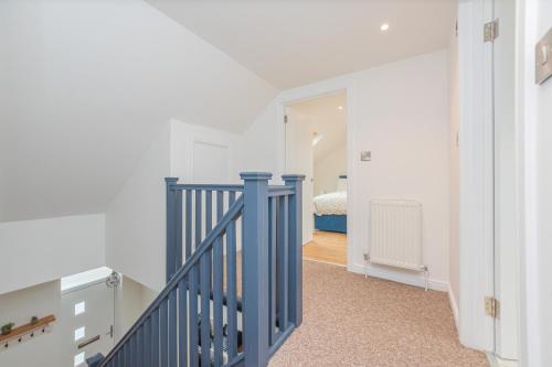 5 Bed cottage with Hot tub in Auchenbowie