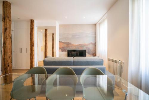Two-Bedroom Apartment image 5