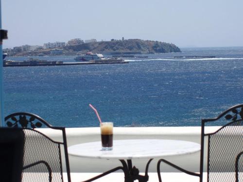  Parathyro sto Aigaio 2 - Small Suites in Tinos