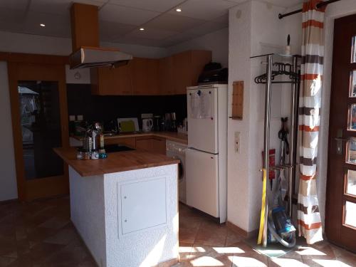 Konyha, Haus Rosi Einliegerwohnung in Weiskirchen