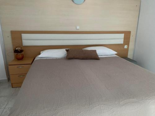  Haraki Style Studio Apartment in Charaki