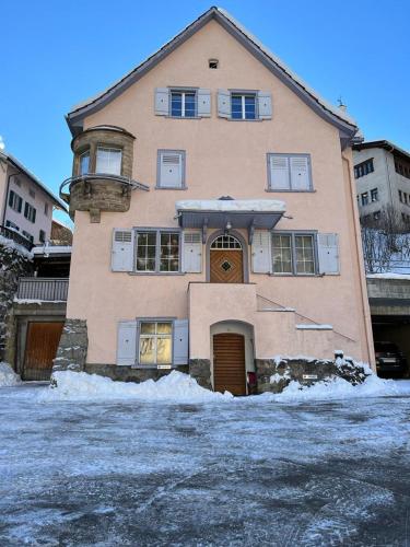 Viesnīcas āriene, Ferienwohnung in den Bergen in Albula