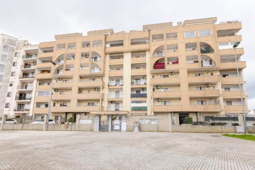 Exterior view, GuestHost - Lecce Colorful Flat with terrace & parking in Taranto