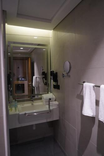 Μπάνιο, Al HAYAT HOTEL in Sharjah