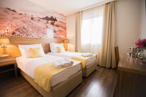 Hotel Luna - image 10