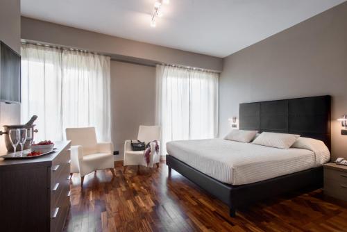 餐廳, 聖喬治酒店 (Hotel San Giorgio) in 菲烏吉