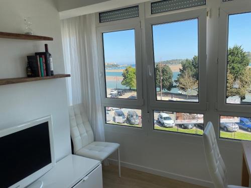  Apartamento Excelentes vistas a la Ria, Wifi y Parking in San Vicente de la Barquera