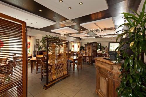 Étterem, Logis Cottage Hotel in Vandoeuvre-les-Nancy