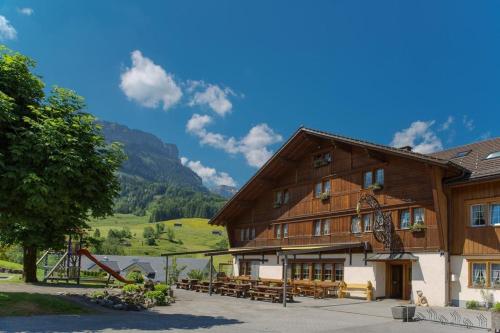  Gasthaus Rössli, Pension in Brülisau bei Gais