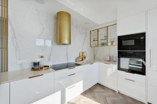Three-Bedroom Apartment image 10