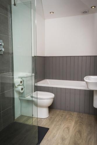 Woolpack Inn - image 10