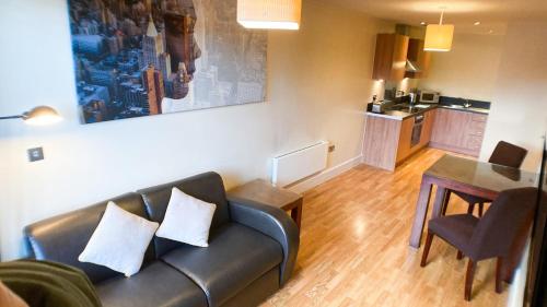The Arcadian, Birmingham City Centre, by Lark Accommodation Cosy 1-bedroom Flat, Birmingham (photo 6)