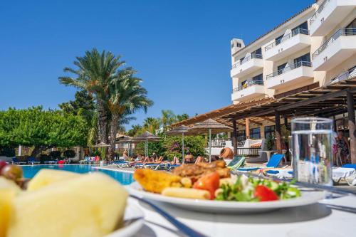 Food and beverages, Paphos Gardens Holiday Resort in Paphos