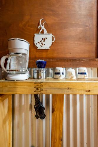 The Historic Leakey Inn