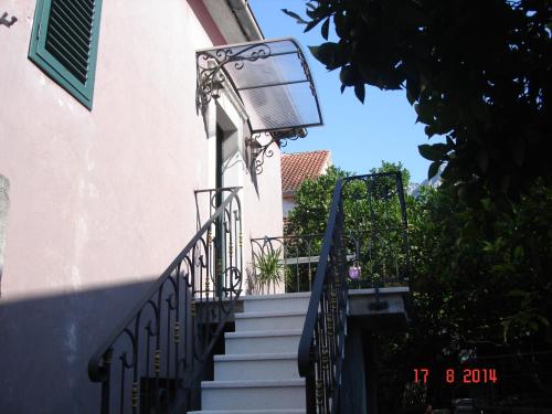 Apartment Radimiri - image 14