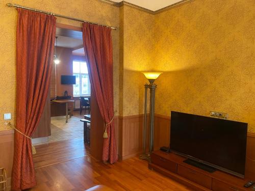 Old town apartment near St Peters Basilica, Rīga (photo 5)
