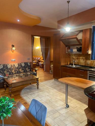Old town apartment near St Peters Basilica, Rīga (photo 9)