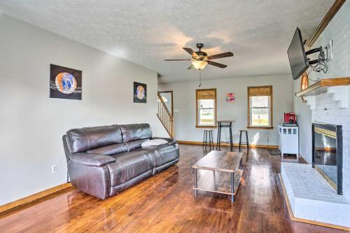 Pet-Friendly Richmond Area Home with Game Room!
