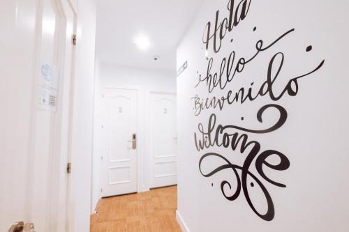 Hostal Misericordia - image 12