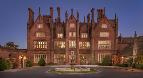 Dunston Hall - image 8