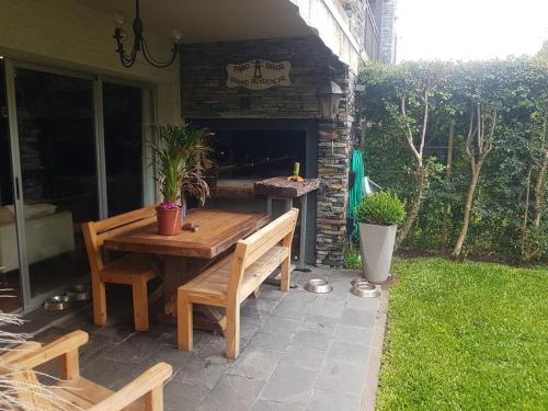 Hermosa habitación en apartamento en Carrasco - Comparte Apartamento conmigo (Hermosa habitacion en apartamento en Carrasco - Comparte Apartamento conmigo) in 卡拉斯科