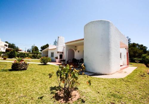 Exterior view, Casa 626 in Alfanzina