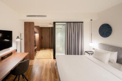 348335148 Radisson Blu 1882 Hotel, Barcelona Sagrada Familia