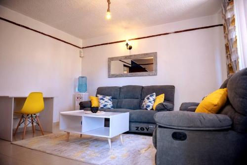 JuVee Place -Two Bedroom Apartment, Nanyuki