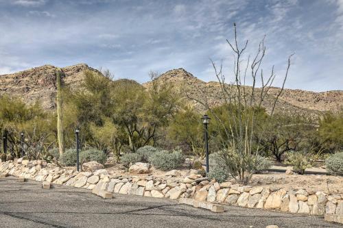 Catalina Foothills, Tucson Valley Hub with View