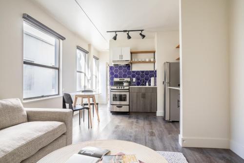 Reside Seattle Downtown a Wyndham Residence - image 5