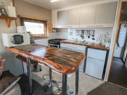 Castle View Cabin - image 13
