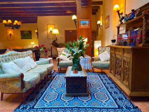 Hotel El Curro - image 8