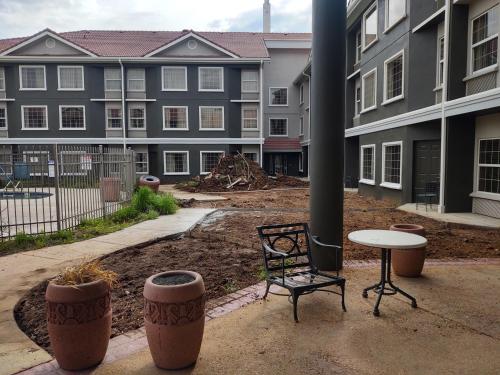 La Quinta by Wyndham Macon - main image